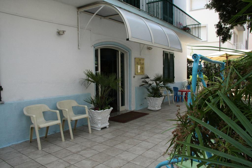 Hotel Ornella Lido di Camaiore Eksteriør bilde