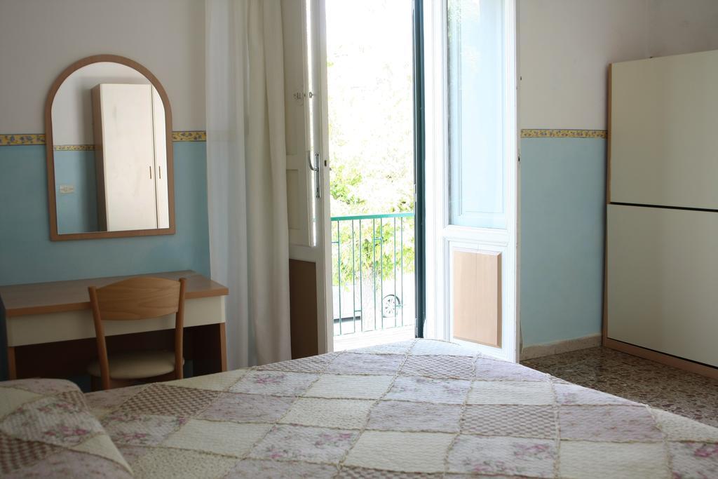Hotel Ornella Lido di Camaiore Eksteriør bilde